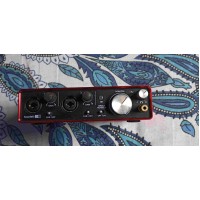 Focusrite Scarlett 2i2 2nd gen (Pre-Owned)
