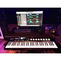 AKAI Advance 49 (Pre-Owned)