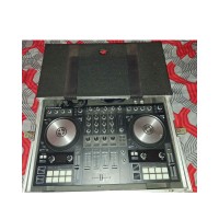 Native Instruments Traktor Kontrol S4 MK3 (Pre-Owned) Native Instruments Traktor Kontrol S4 MK3 (Pre-Owned)