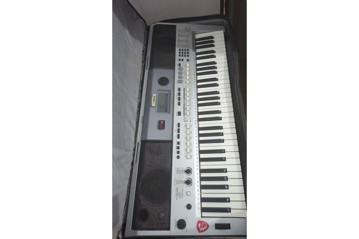 Yamaha PSR i455 (Pre-Owned)