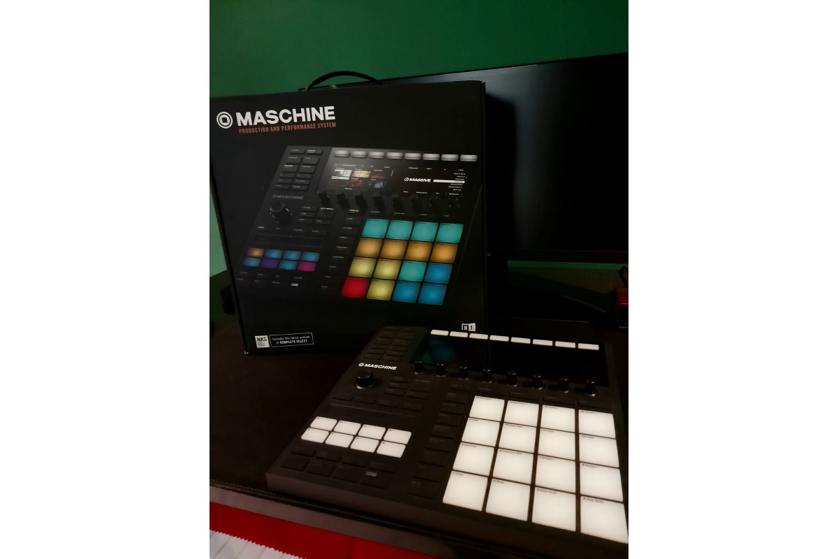 Native Instruments Maschine MK3 (Pre-Owned)