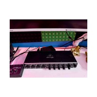 Behringer UMC404HD U-Phoria MIDI Interface with MIDAS Mic Preamplifiers (Pre-Owned) Behringer UMC404HD U-Phoria MIDI Interface with MIDAS Mic Preamplifiers (Pre-Owned)