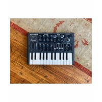Arturia MicroBrute Synthesizer (Pre-Owned)