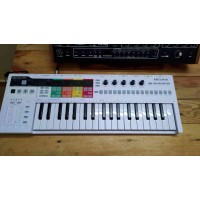 Arturia KeyStep Pro Keyboard Controller Sequencer (Pre-Owned)